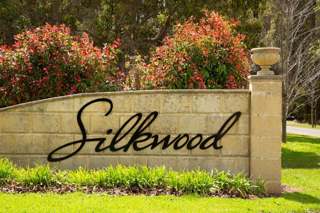 Silkwood Estate Villa Pemberton Exteriör bild